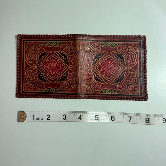 Vintage Floral Leather Wallet - Picture 7 of 8